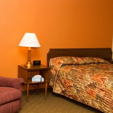 Cottonwood Inn & Suites Phillipsburg Phòng bức ảnh
