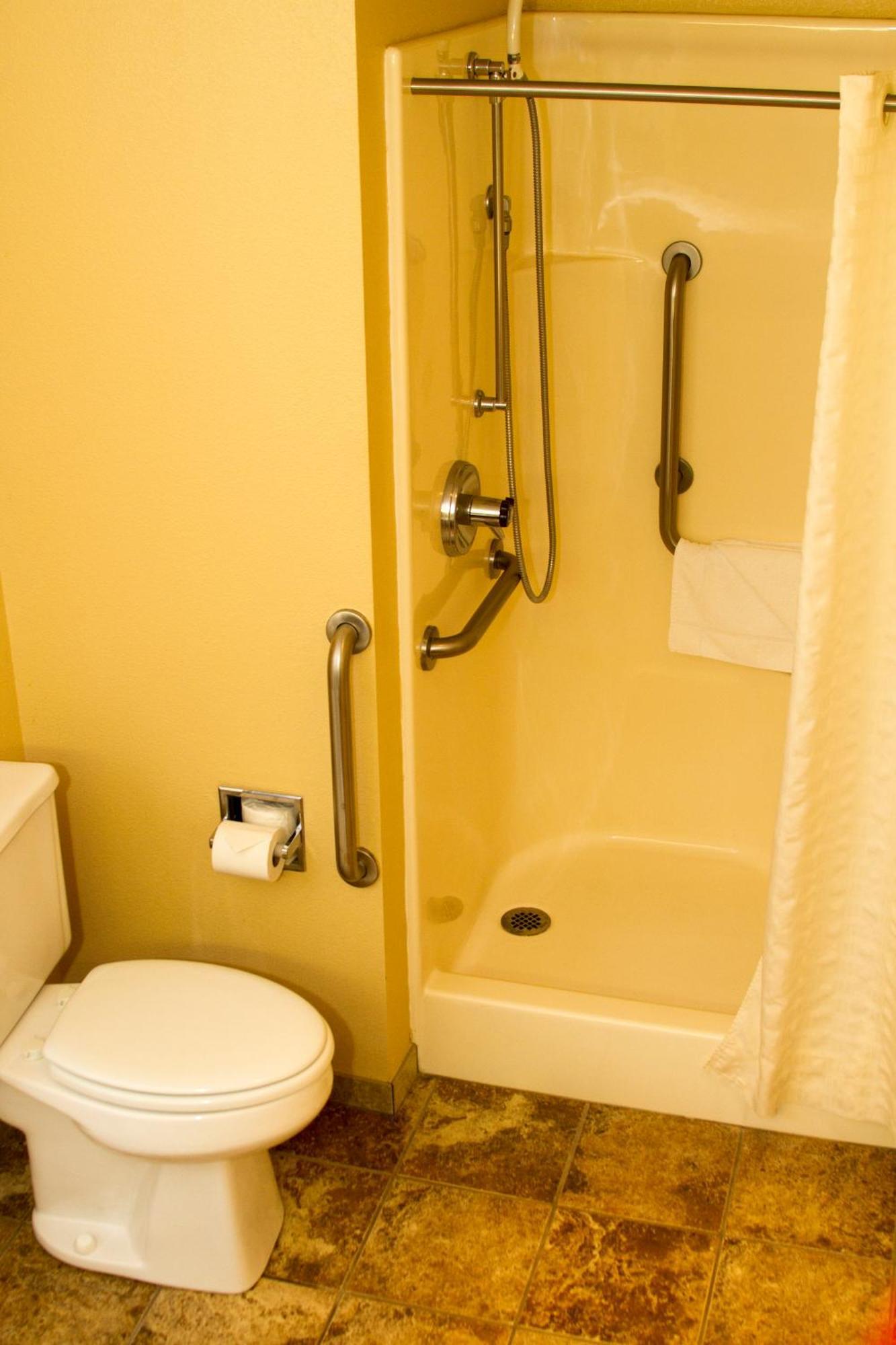 Cottonwood Inn & Suites Phillipsburg Phòng bức ảnh